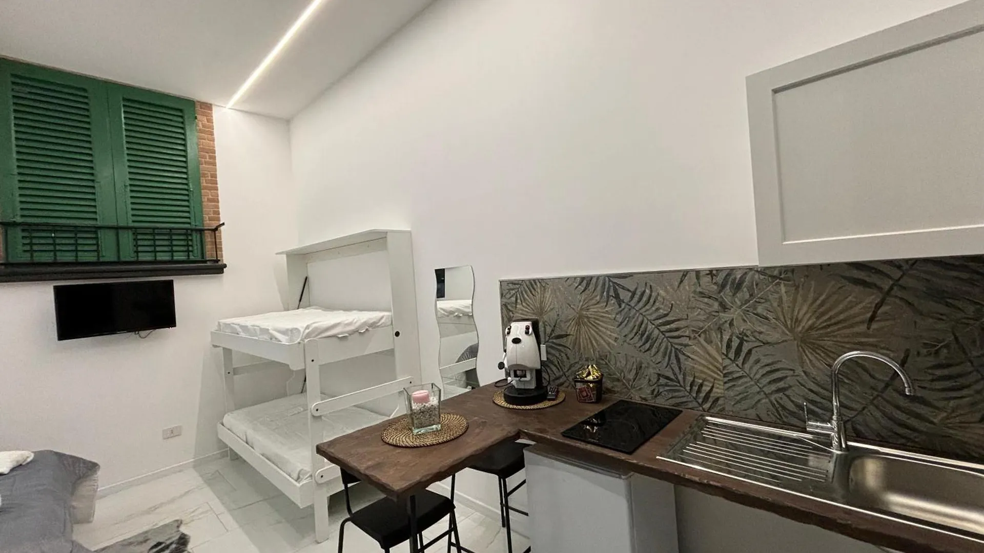 Briante House Bed & Breakfast Naples